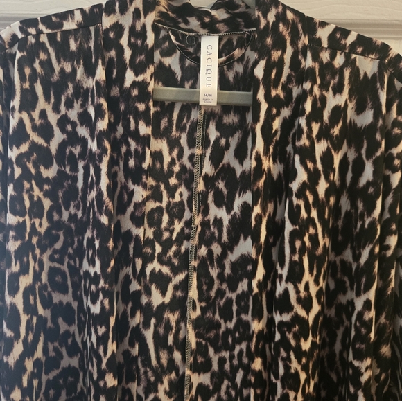 Women's Robe - Leopard Print - Picture 5 of 10